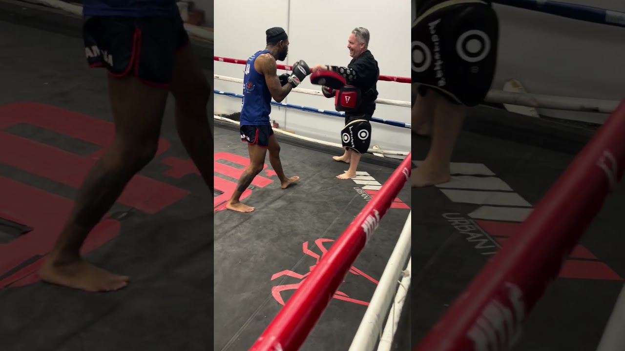 Right kicks 🦵🏾. #muaythai #mma #fighter