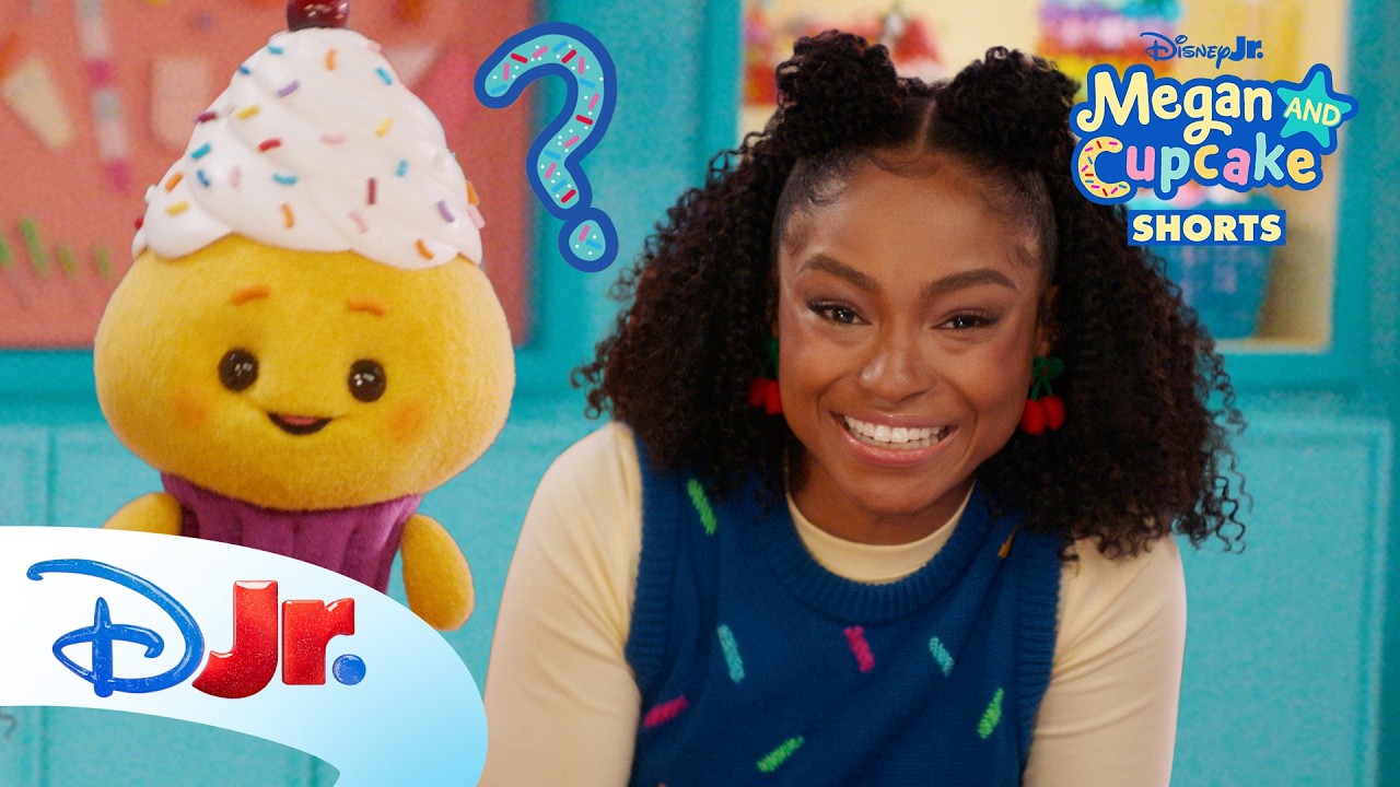 Let's Play the Question Game with Megan! 🐸🏴‍☠️🎶 | Megan and Cupcake Shorts | Disney Jr.