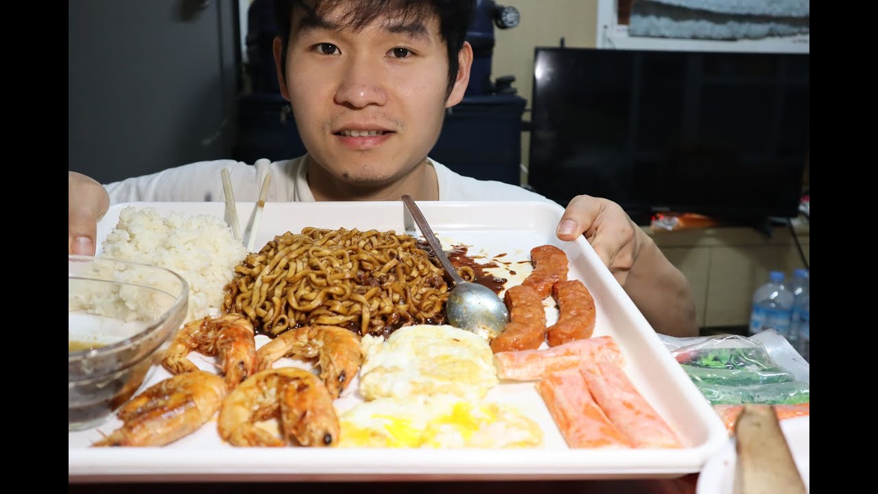 Real sound .MUKBANG )Shrimp.Egg.Jjajang Noodle Eating Show.😊😊