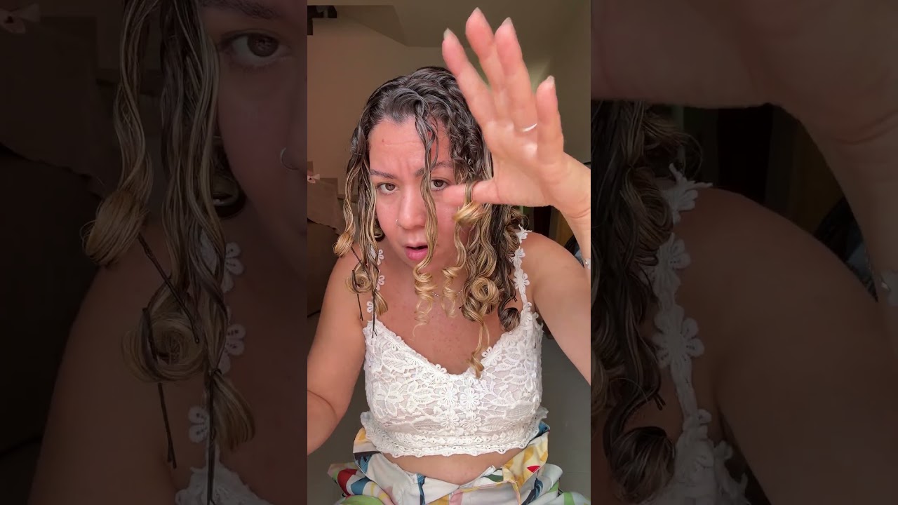 Tesourinha só nas pontas do cabelo #finalização #cachos #hairtutorial #hairhacks