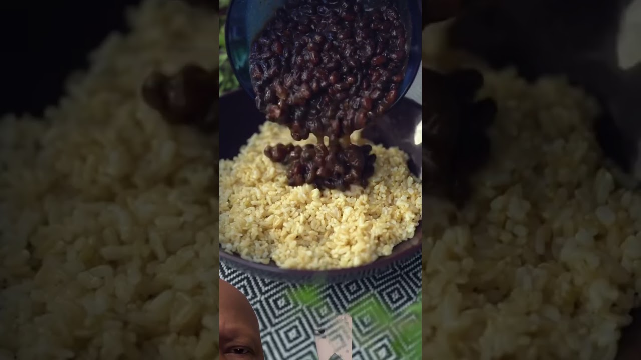 NEXT LEVEL BEANS AND RICE #veganrecipe #veganmeals #easyrecipe #healthy #vegan #raw #rawveganrecipes
