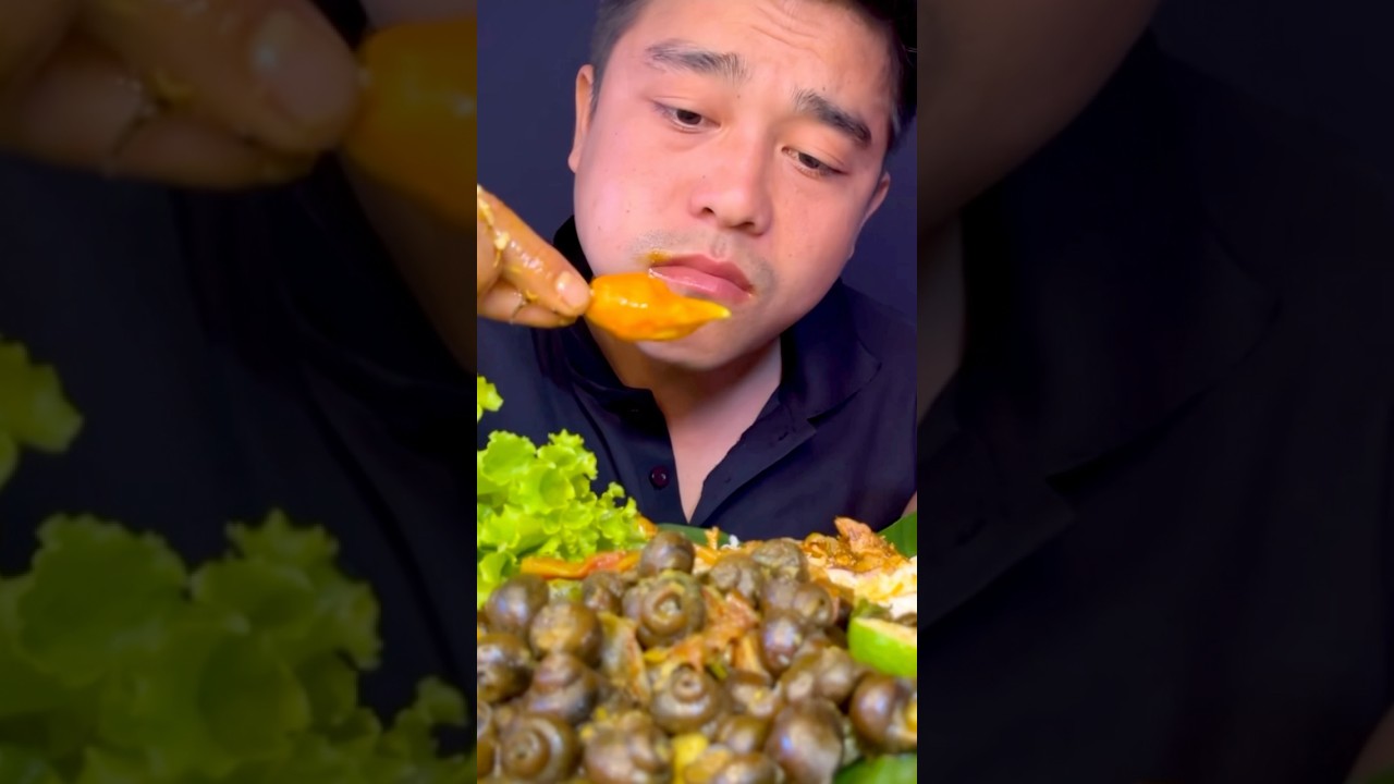 CHICKEN 🍗 & SNAIL  SPICY 🌶️ CURRY || PARASH MUKBANG ||