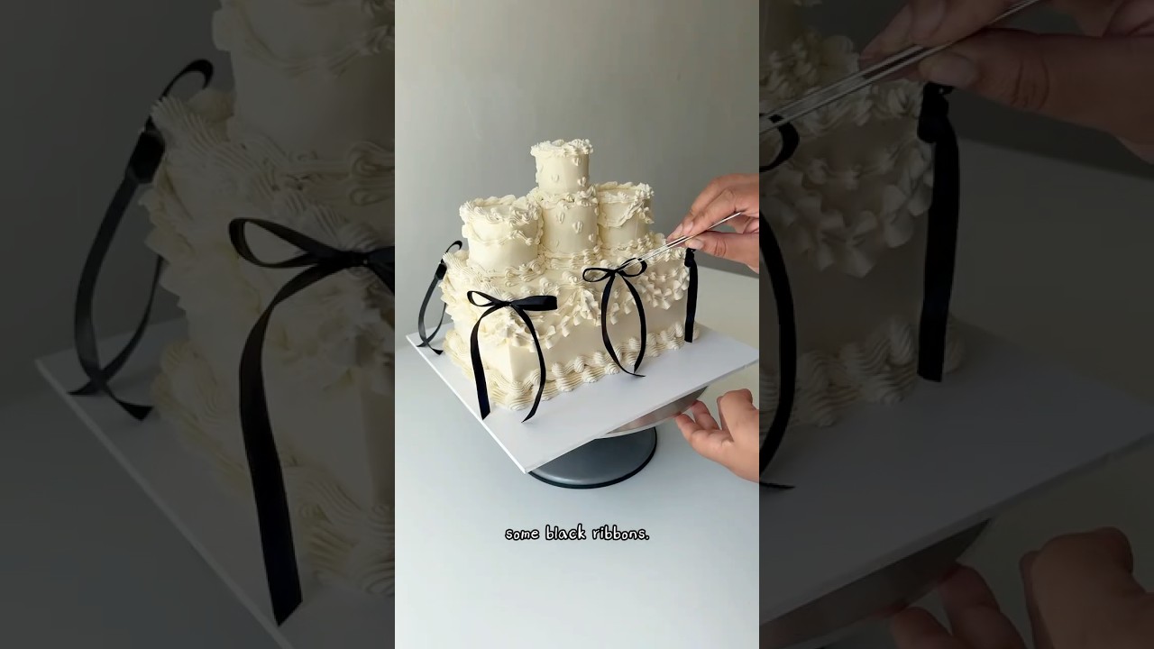 Part 2! #cakedecorating #cakeseries #cake #baking #buttercreamcakes #cakedesign #buttercream