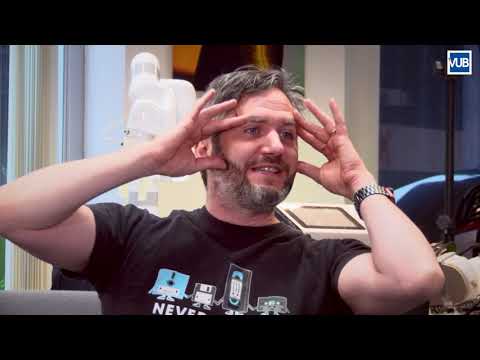 Lieven Scheire interviewt @ het AI Lab - Deel 1: Taal en geschiedenis
