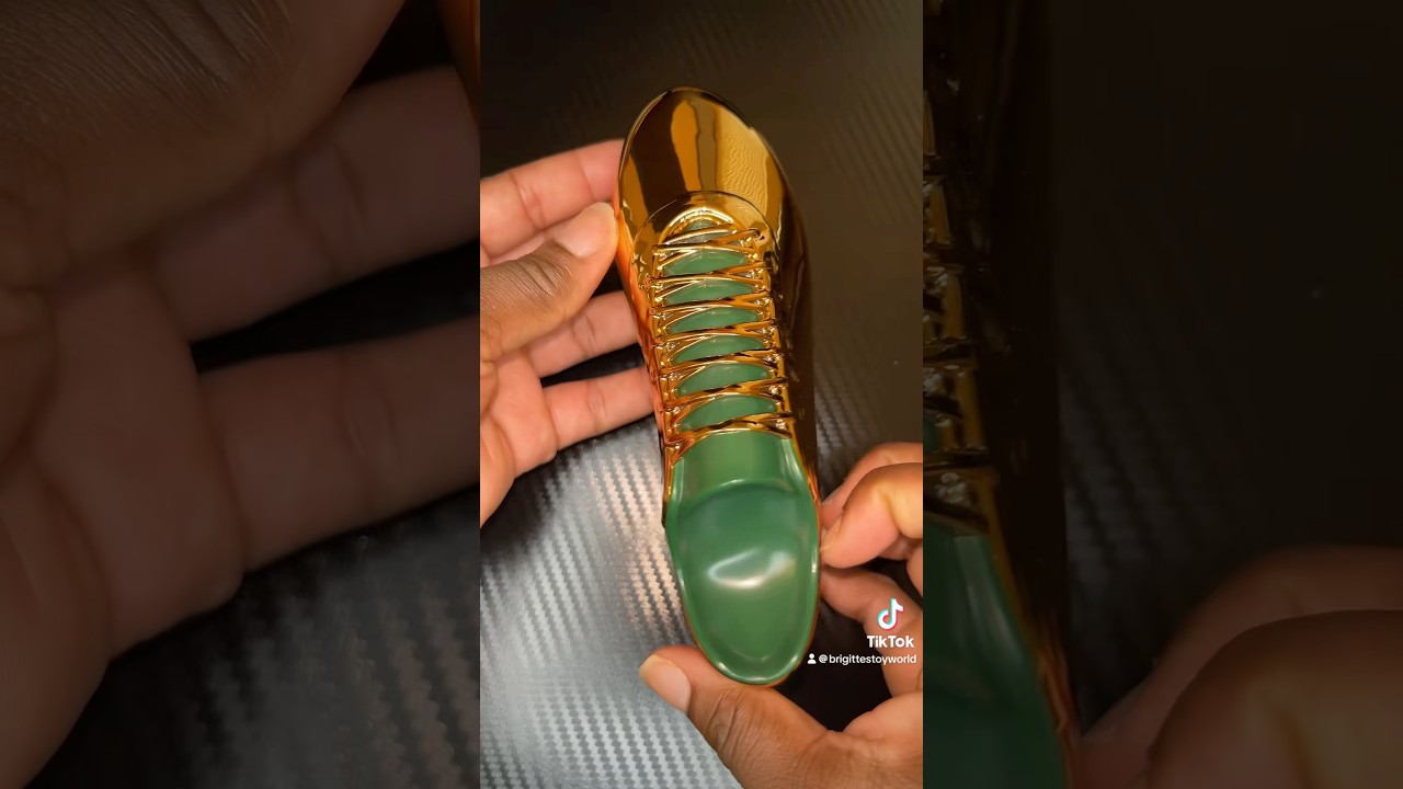 [ASMR] Mystery Fútbol Figure #brigittestoyworld #futbol #fifa #netherlands #toyreview