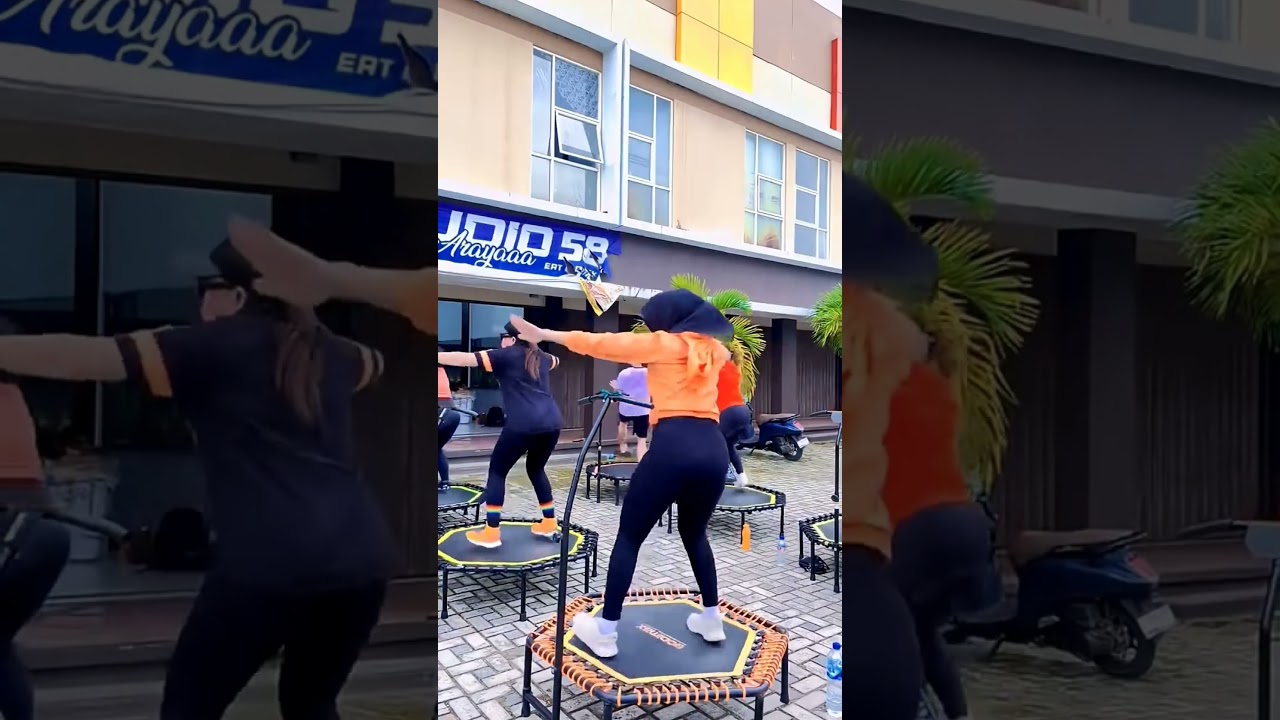 #shorts #powerjump #trampolin #workout #entrenaencasa #adelgazar #dance #yoga #rebounder