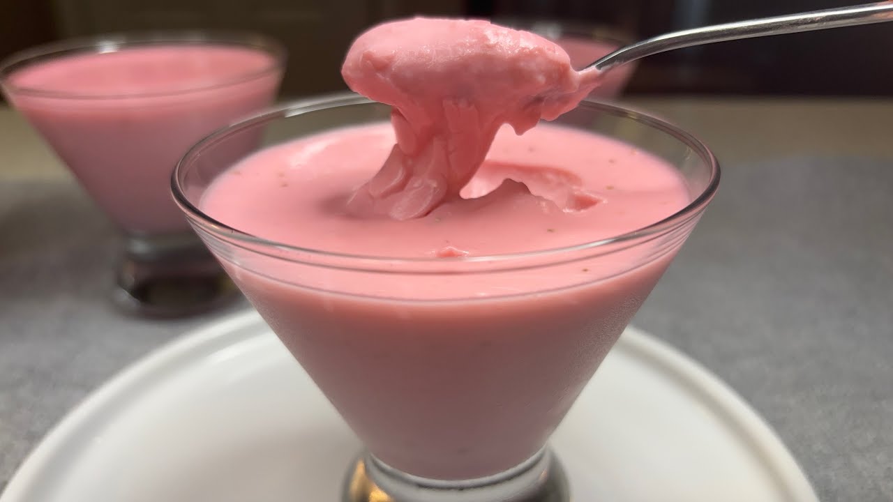 Homemade Strawberry pudding | Make your healthy dessert at home!