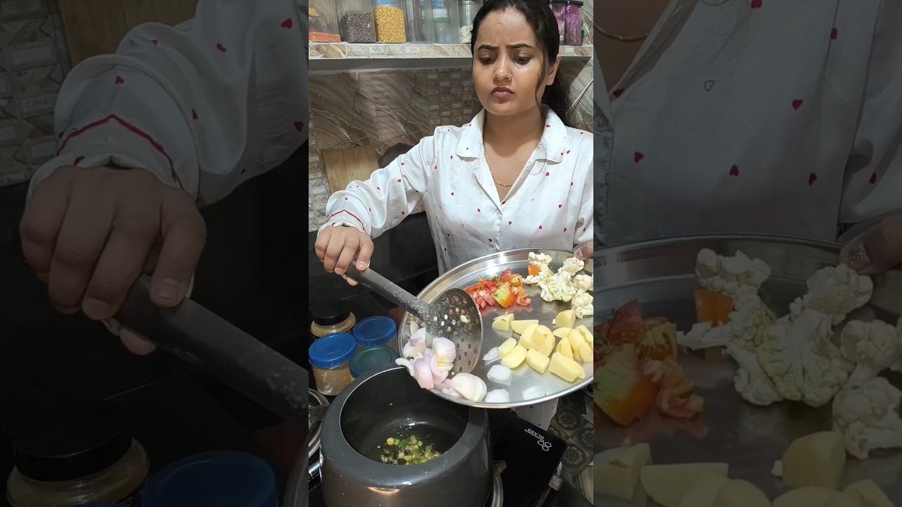 U.p valo ka halka phulka nasta😃🤤#food #recipe #ytshorts #cooking #foodie #viral #tehari #pulao