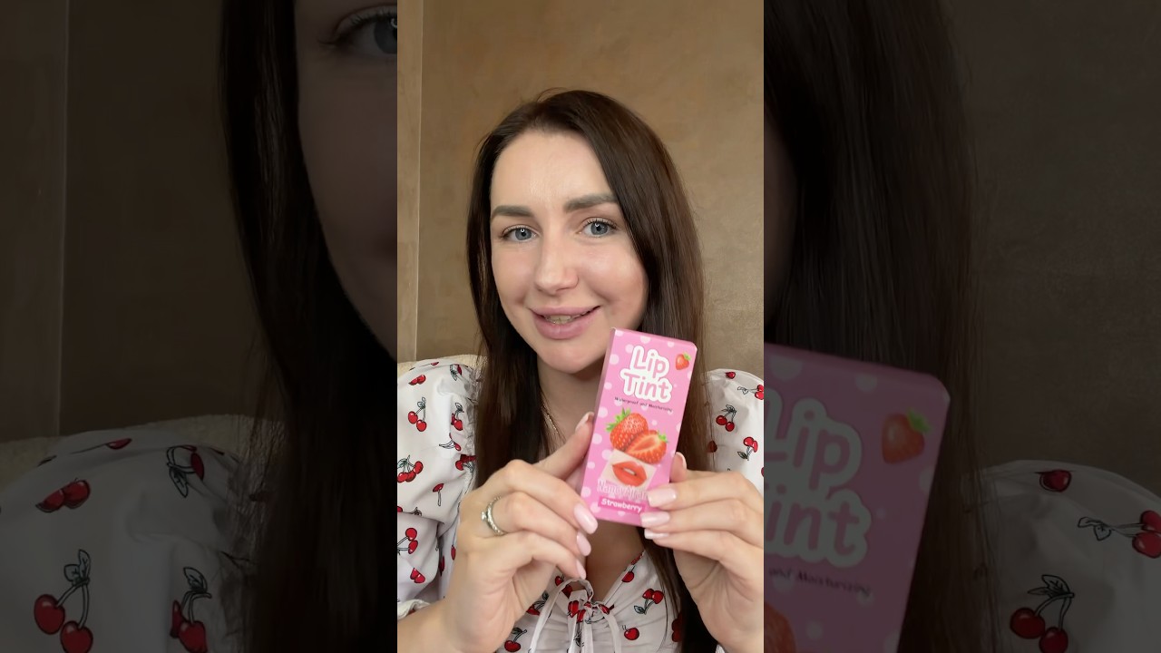 What kind of strange lipstick is this? 😳 #asmr #tiktok #shorts #reels #beauty #makeup #lifehacks