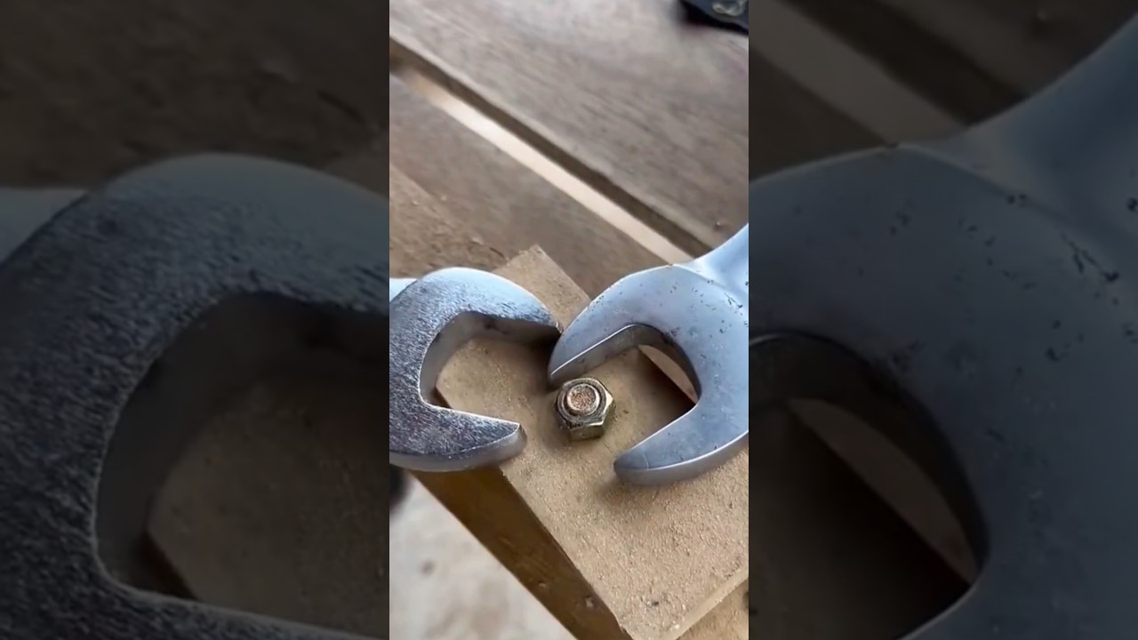 DOUBLE WRENCH trick changes everything 😳🔧🔥 #shorts #tech #engineering #industrial #manufacturing