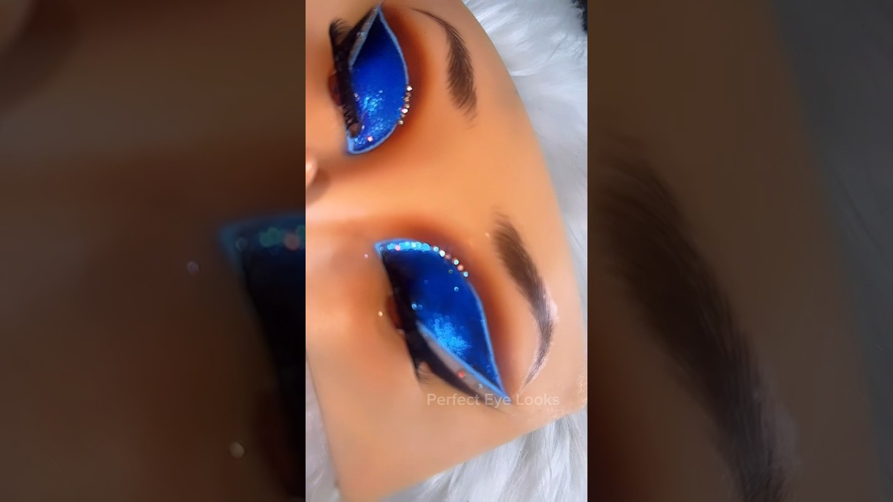 Blue Eye Makeup tutorial for beginners || #makeup #eyemakeup #shorts #viral #tutorial