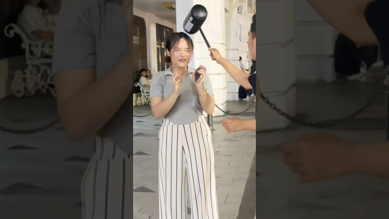 Pranks this beautiful girl until she gets angry #funny #comedy #shortvideo