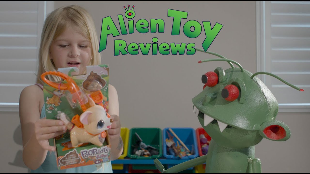 Alien and Georgia Review a FurReal Poopalots Toy by Hasbro