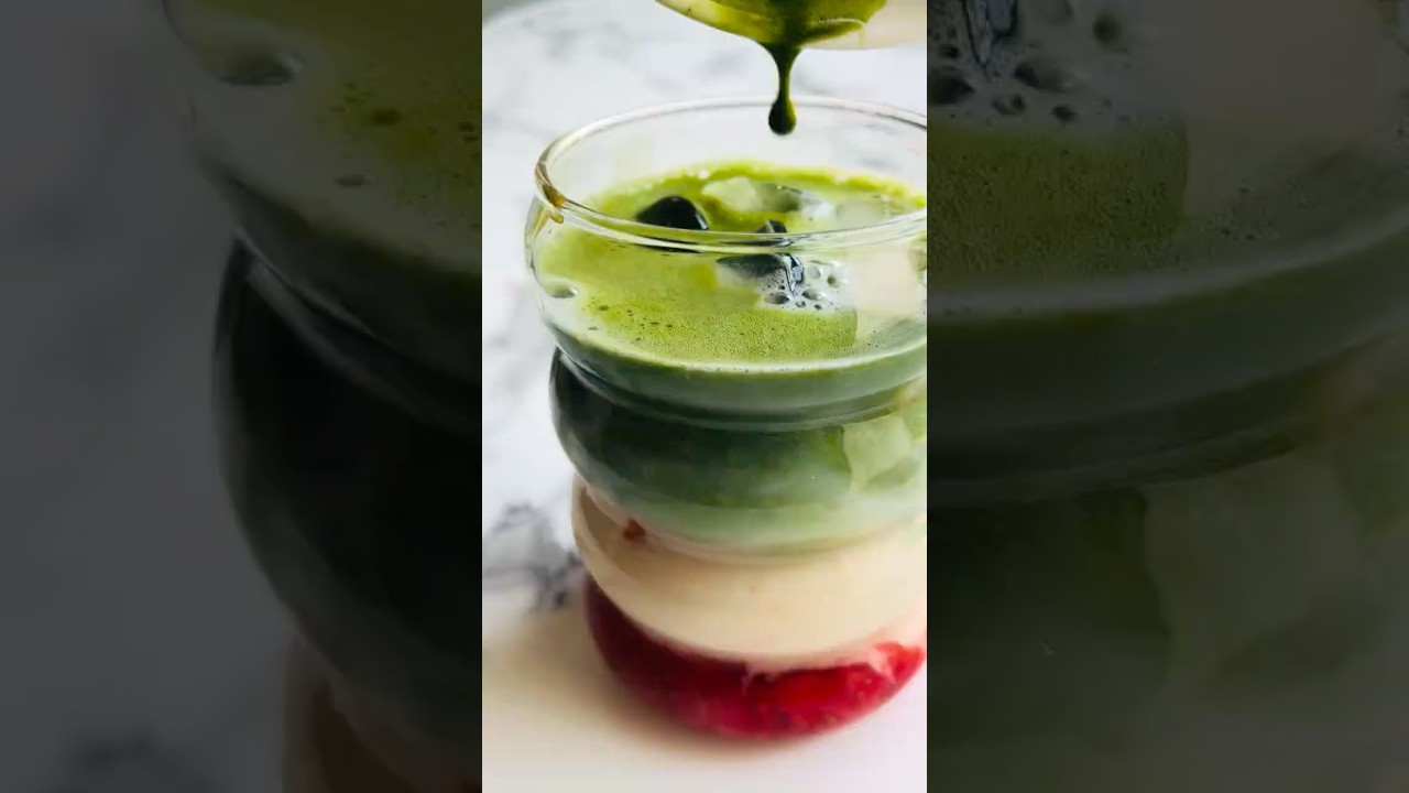 🍓Strawberry Matcha Latte #matcha #matchalatte #strawberrymatcha #matchalover #healthyrecipes