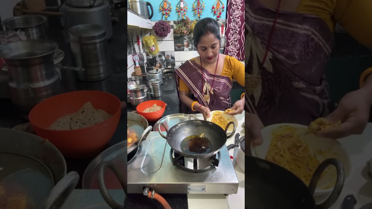 Pyaaj ke  pakoore  D#sabji tasty ##veg thali#live