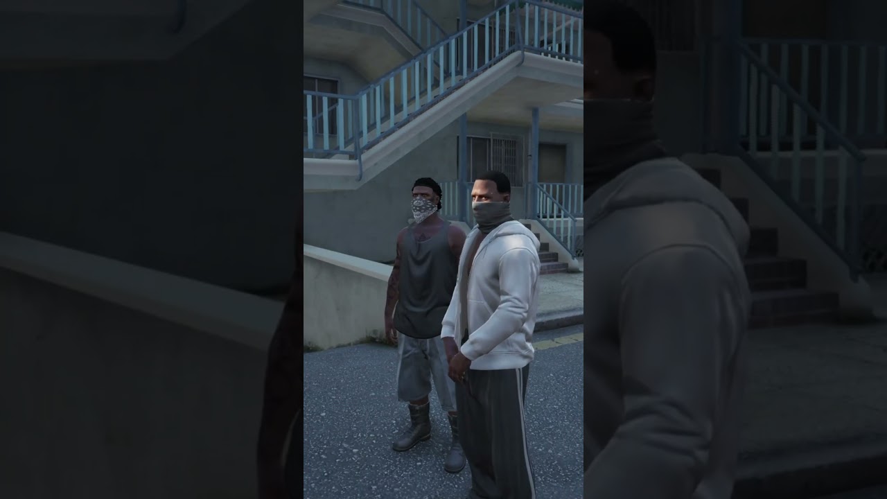SKRÓT GTA V ŻYCIE ULICZNIAKA #5 ODBIJAMY KONWÓJ BRONII!? #shorts