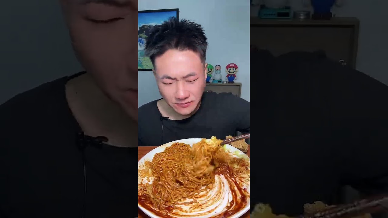 칠면조국수 음성제어로 후라이드치킨과 칠면조국수 먹기 mukbang #mukbang