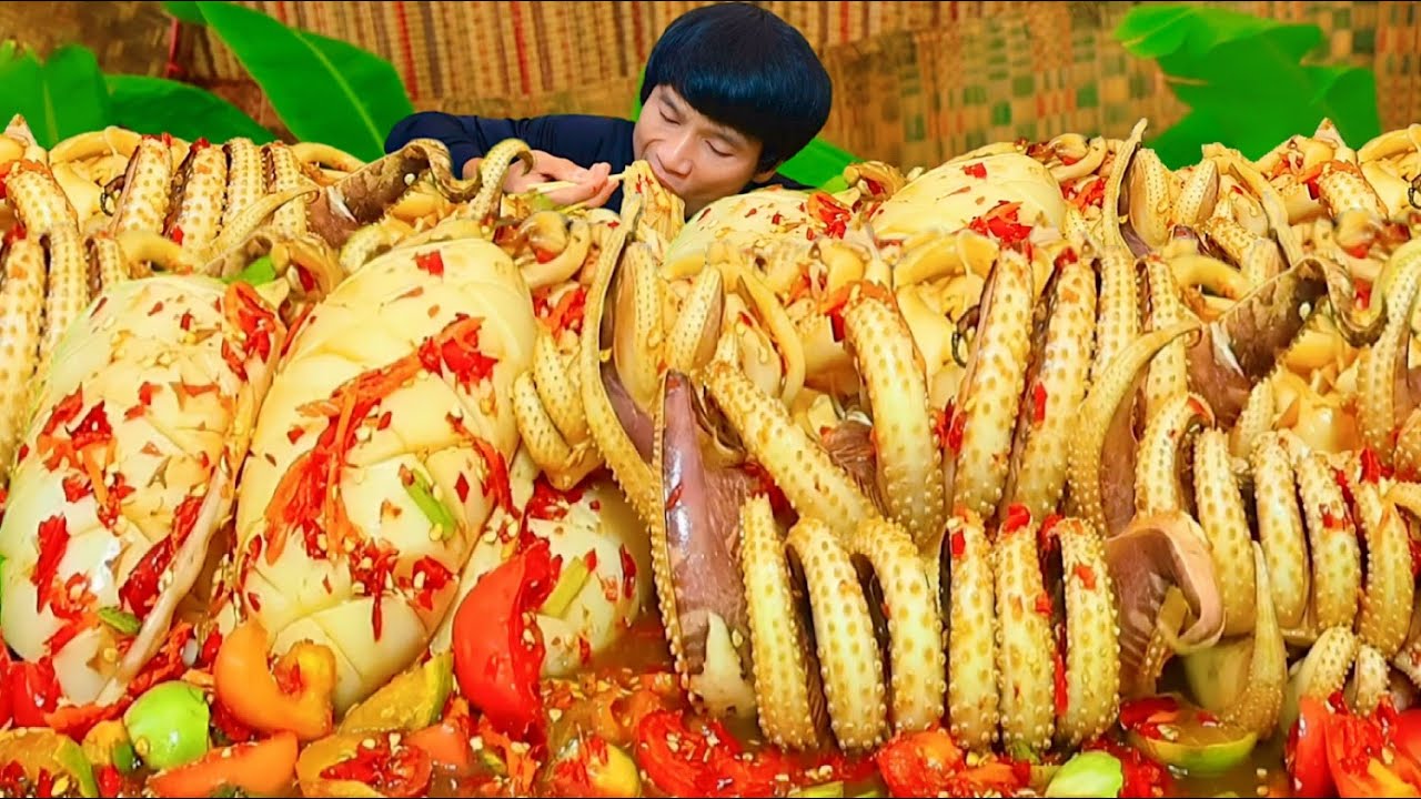 ตำซั่วข้าวปุ้นหนวดปลาหมึกแกล้มผักสดแซ่บคักอีหลีครับพี่น้อง ASMR MUKBANG EATING SHOW#โก้อีสานพาแดก 