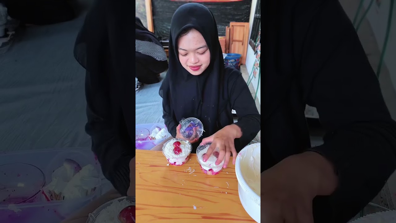 Salad buah 15k maaf kemahalan😭