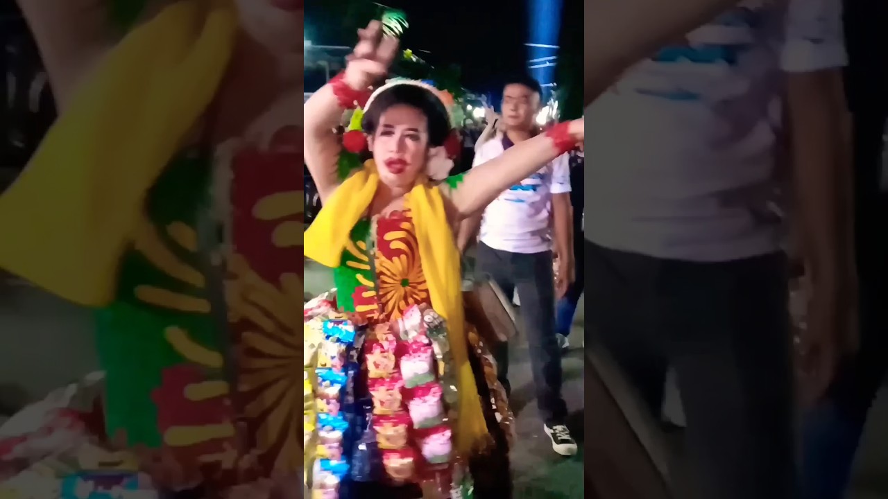 peserta karnaval lucu#cover #music #dance #dancer