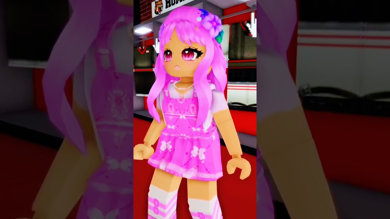 i saw him bullying Bacon Girl 😤#roblox #shorts