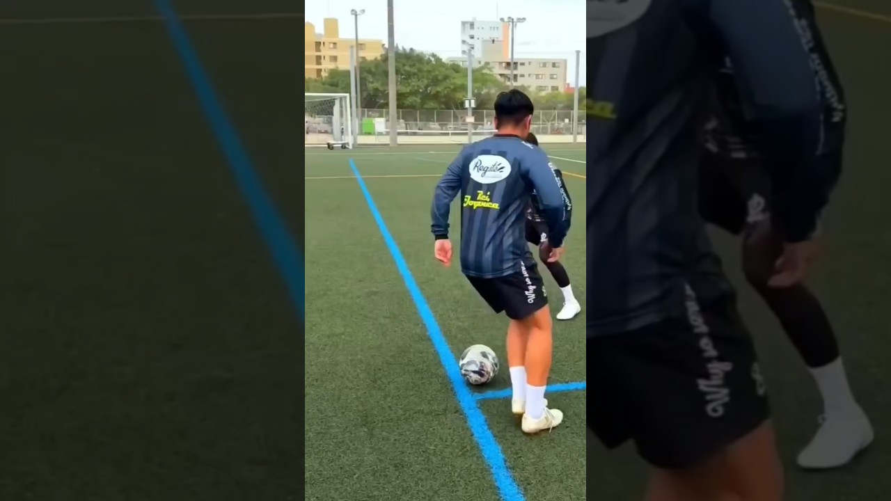 Trap 🪤 football skills ⚽🥵❤️ #football #skills #soccer #shorts