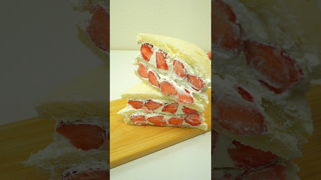 5-minute Dessert Recipe. Easy Strawberry Sandwich             #easyrecipe #dessert #strawberry