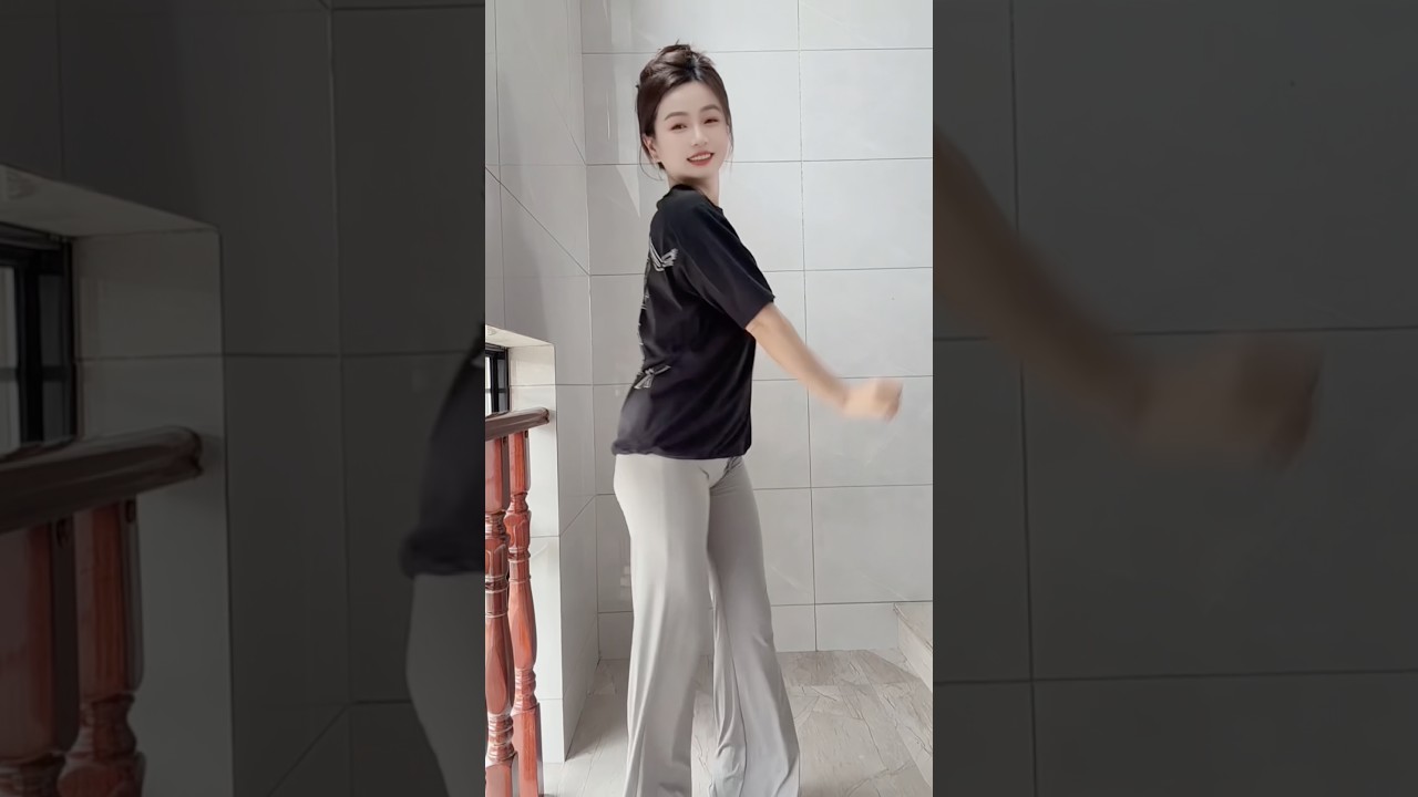 #dance #chinesedancer #bestshuffle #beauty #trending #cute #beautiful #dancing #youtubeshorts
