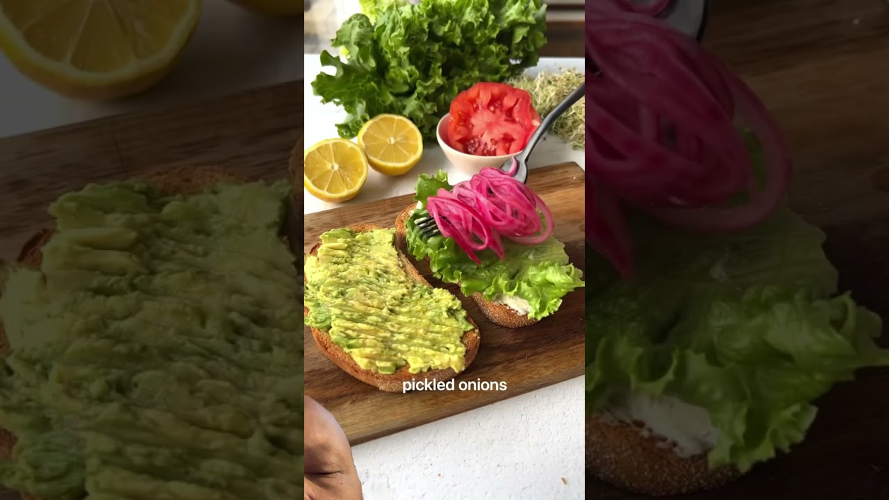 MAKING A VEGAN DELIGHT SANDWICH #lunch #lunchrecipe #healthyrecipe #healthy #eatmoreplants #healing