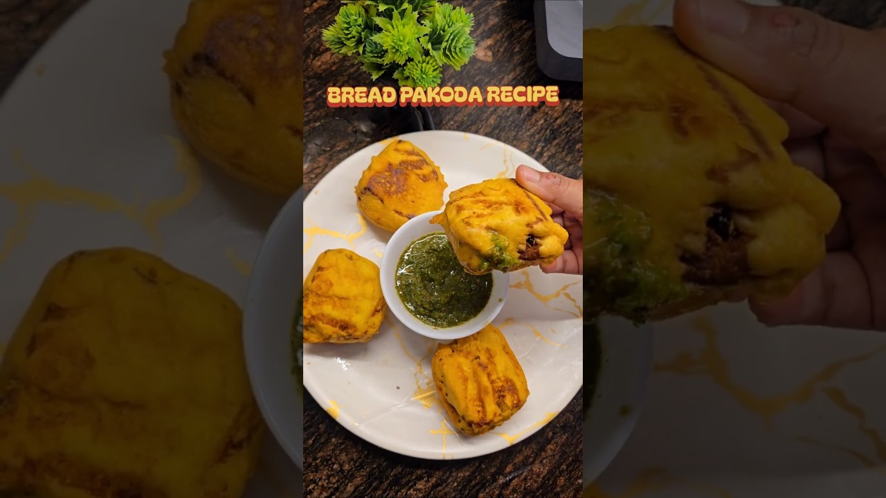 Tasty bread pakora ek bar khaoge khate rh jaoge 🌼🌸🌼  #viralrecipe #indiansnacks #breadpakora