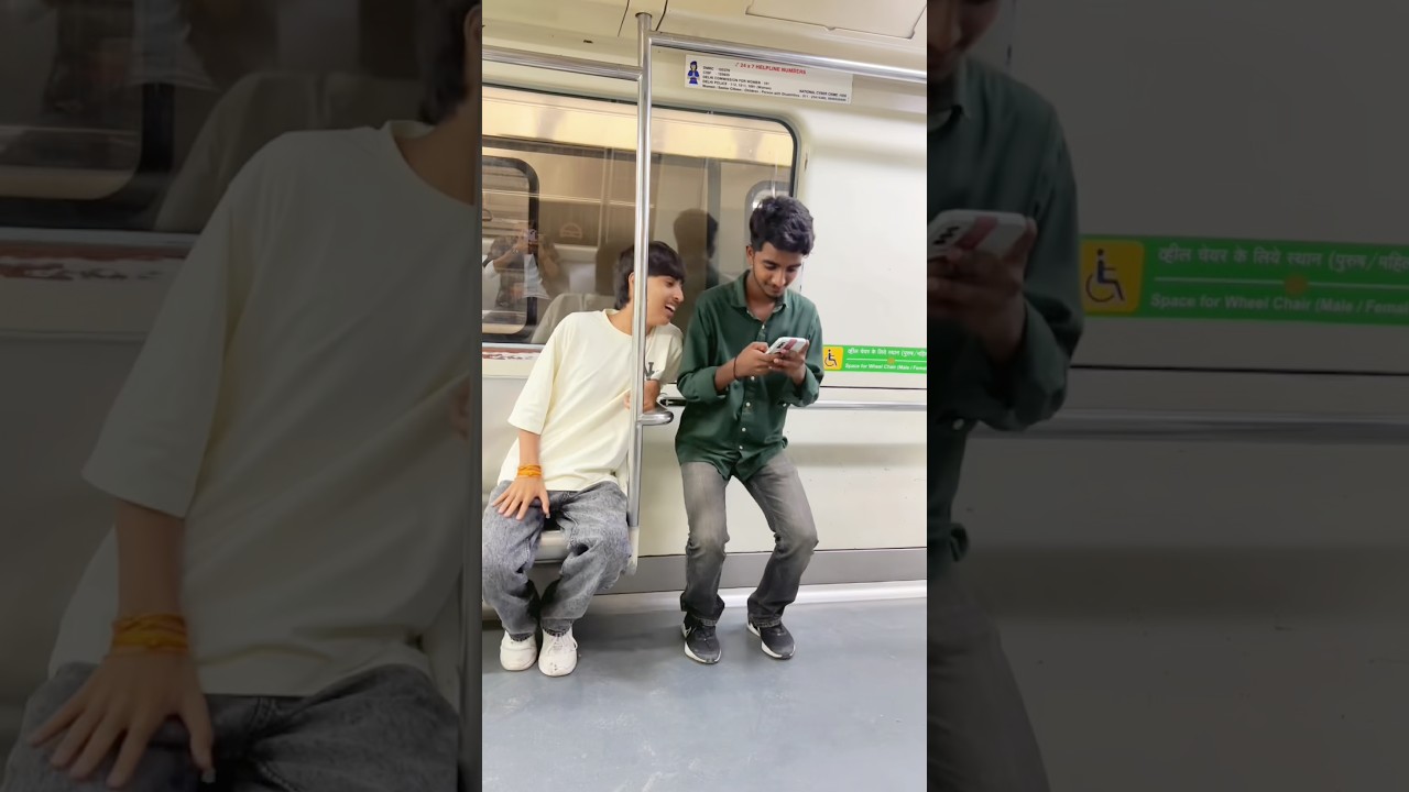 Ladki gir 😱gayi 😂 #shortfeed #trending #shortvideo #viralshorts #funny #shortsfeed