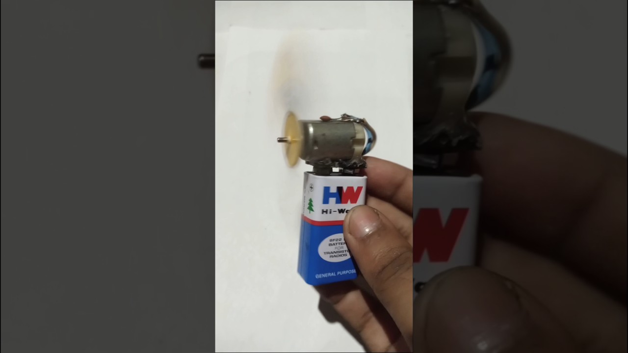 😱DIY Mini Fan using DC Motor & Battery🔥#shorts
