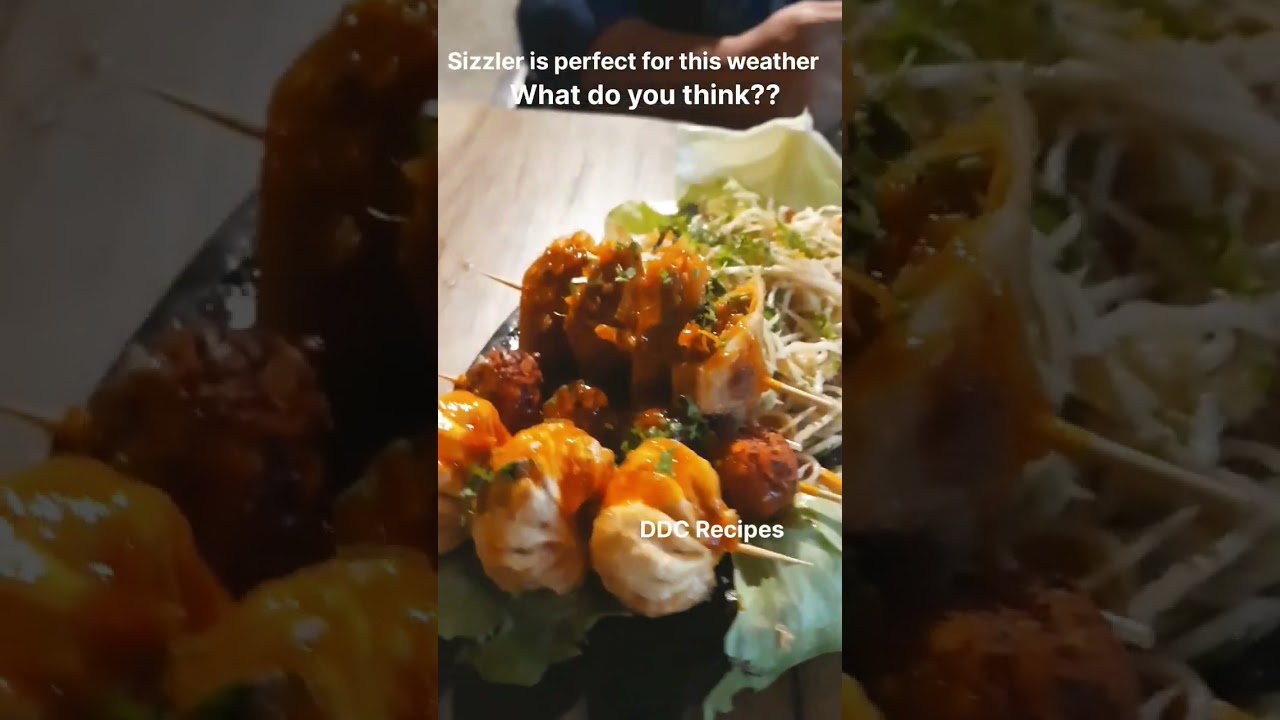 Sizzling Sizzlers Food in Rainyday | #youtubeshorts #momos #chowmein #springroll