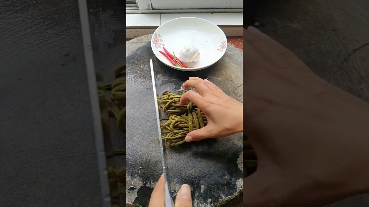 PICKLED BEANS 🌱🧄🔥 #shorts #gardening #farming #plants #garden