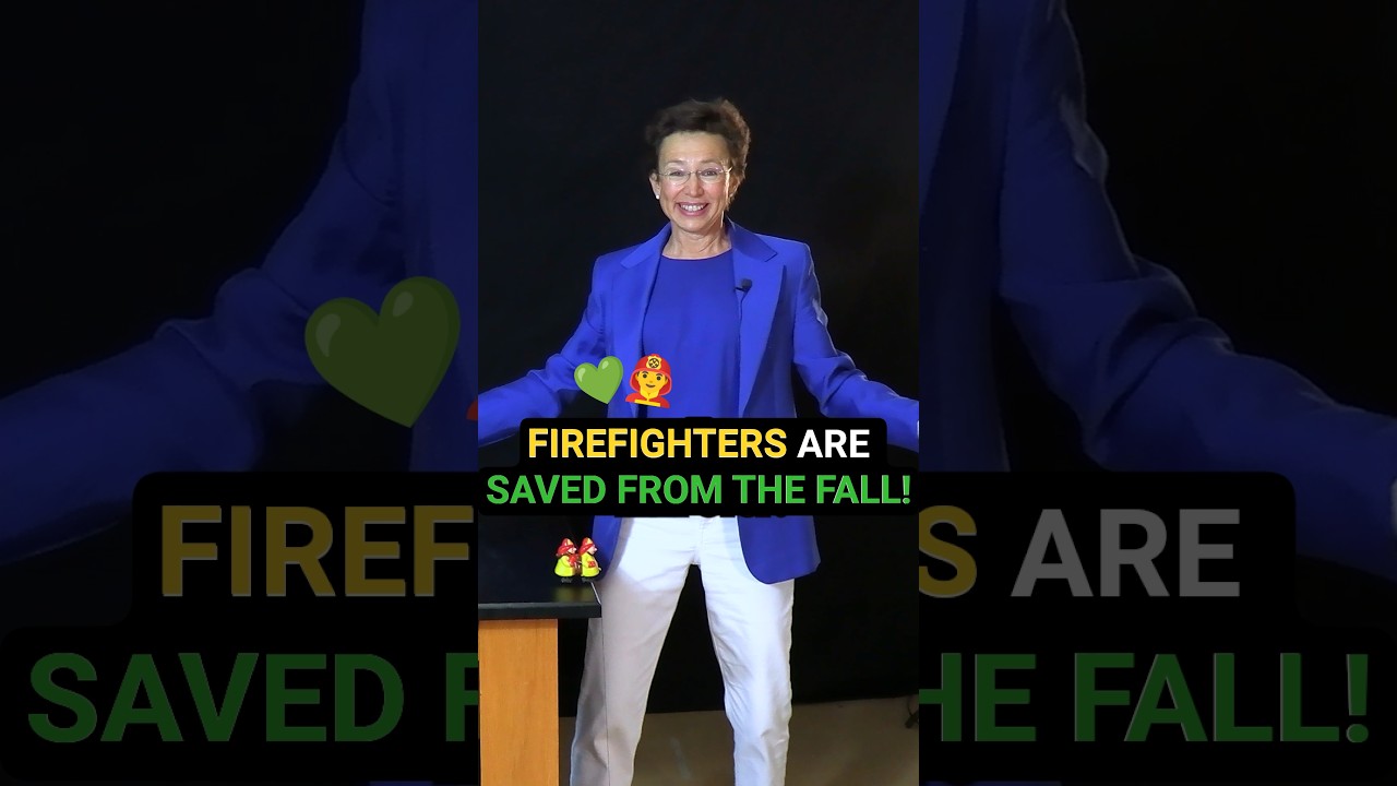 Firefighters are saved from the fall! 💚🧑‍🚒 #DrTatiana #shorts #firefighter