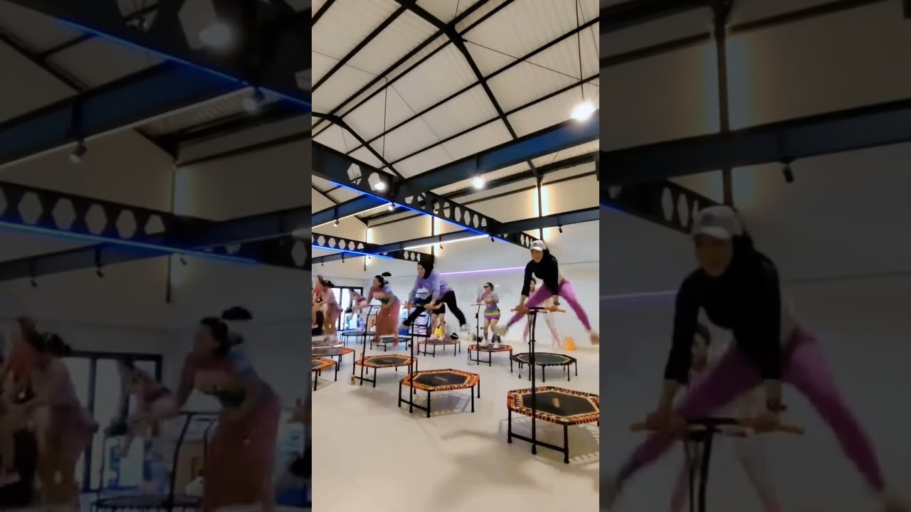 #shorts #powerjump #trampolin #workout #entrenaencasa #adelgazar #dance #yoga #rebounder