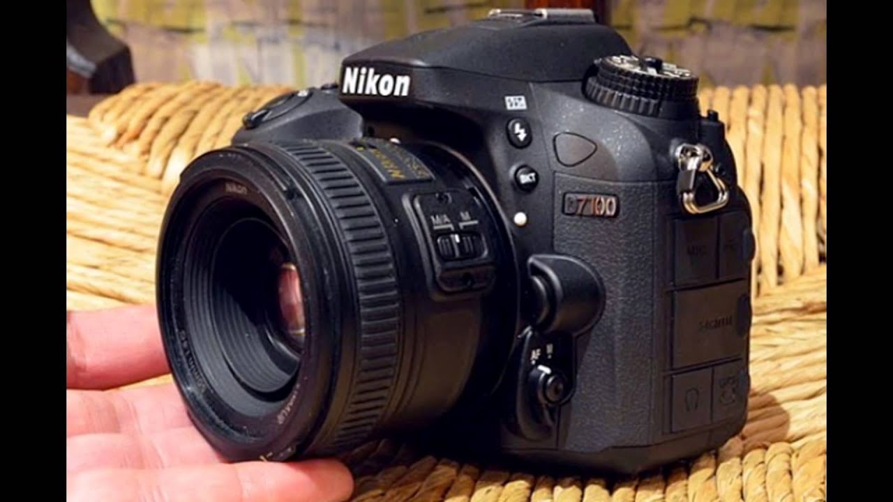 Nikon D7100 DSLR Camera - 51 Autofocus Points