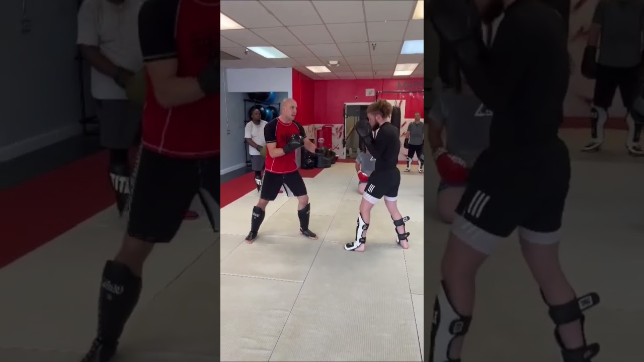 🥊😎 #boxing #muaythai #mma #ufc #mixedmartialarts #shorts