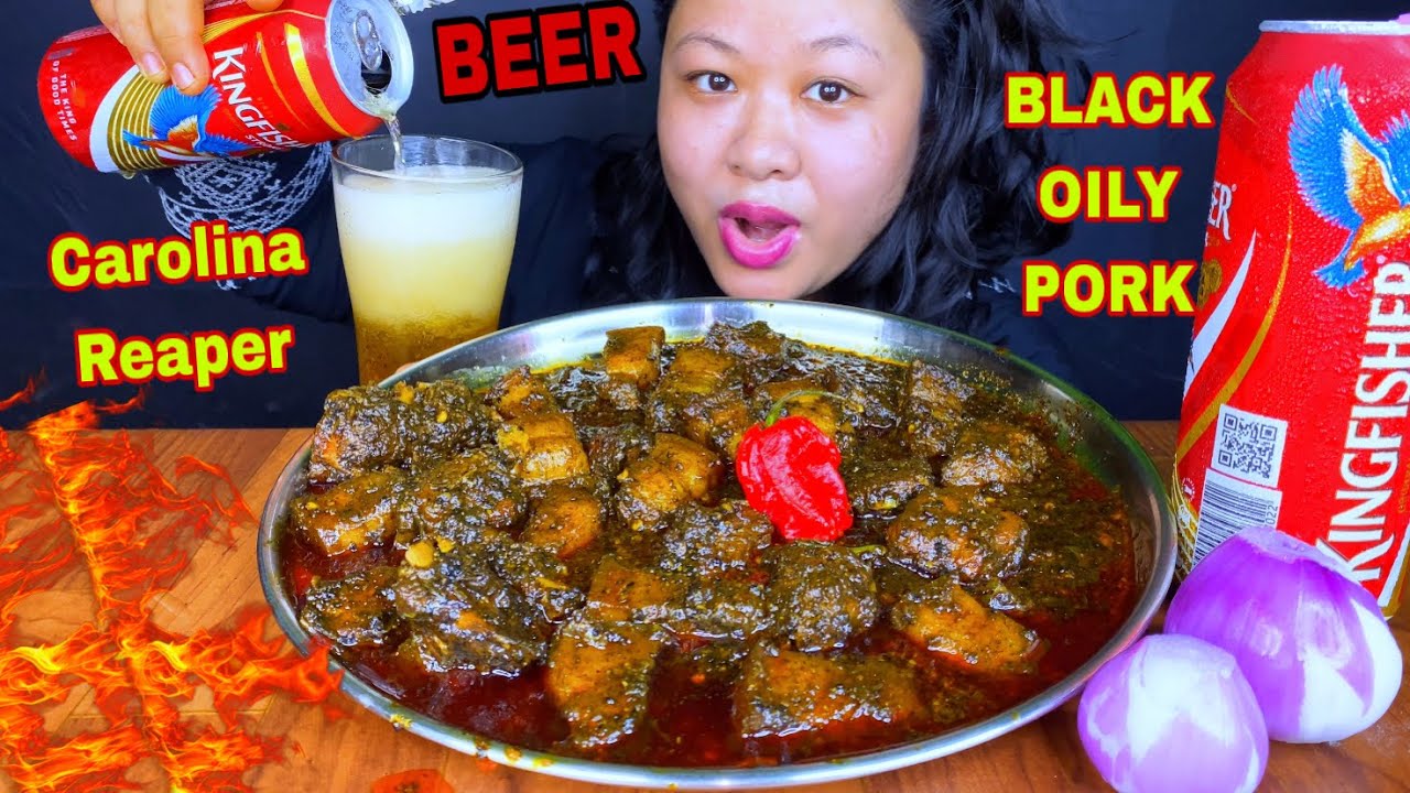 EATING HOTTEST CHILLI ‘ CAROLINA REAPER’ WITH BLACK OILY FATTY PORK BELLY & BEER MUKBANG ASMR 