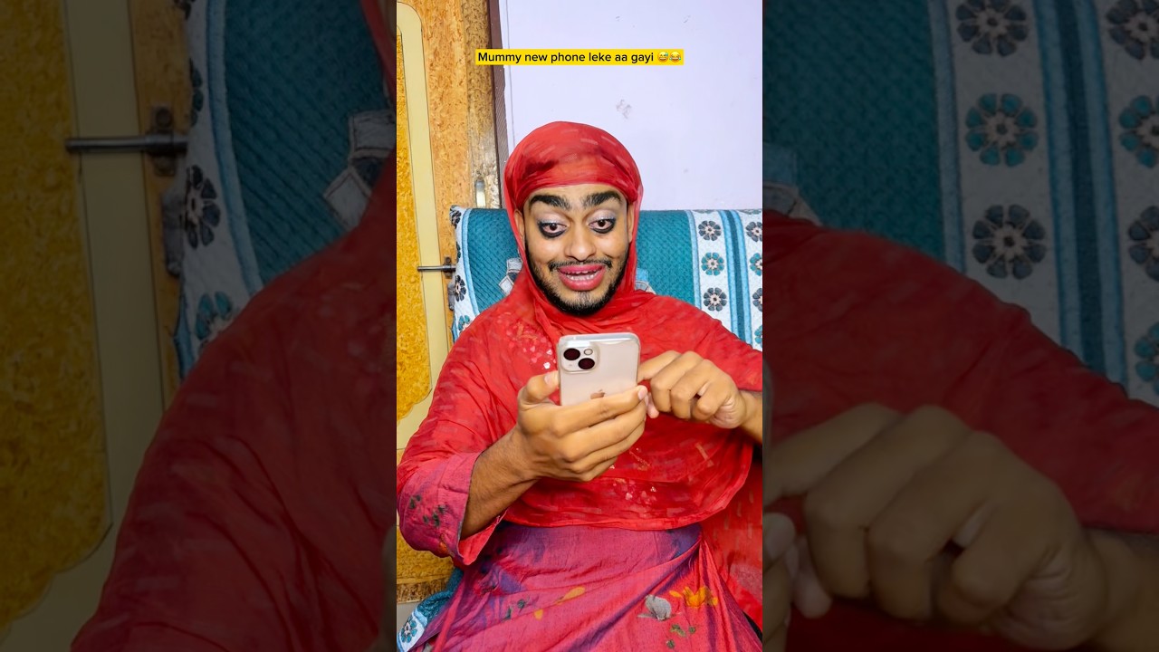 Mummy ne phone chalana sikh liya 😂 #shorts #indian #relatable #funny #comedy