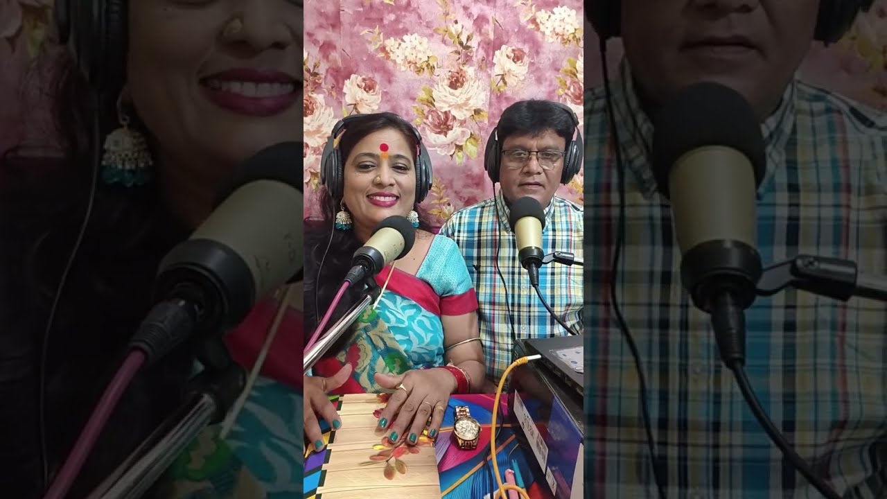 Rashmi mane is live singing #old is gold songs #lata#rafi#shorts#ytshorts