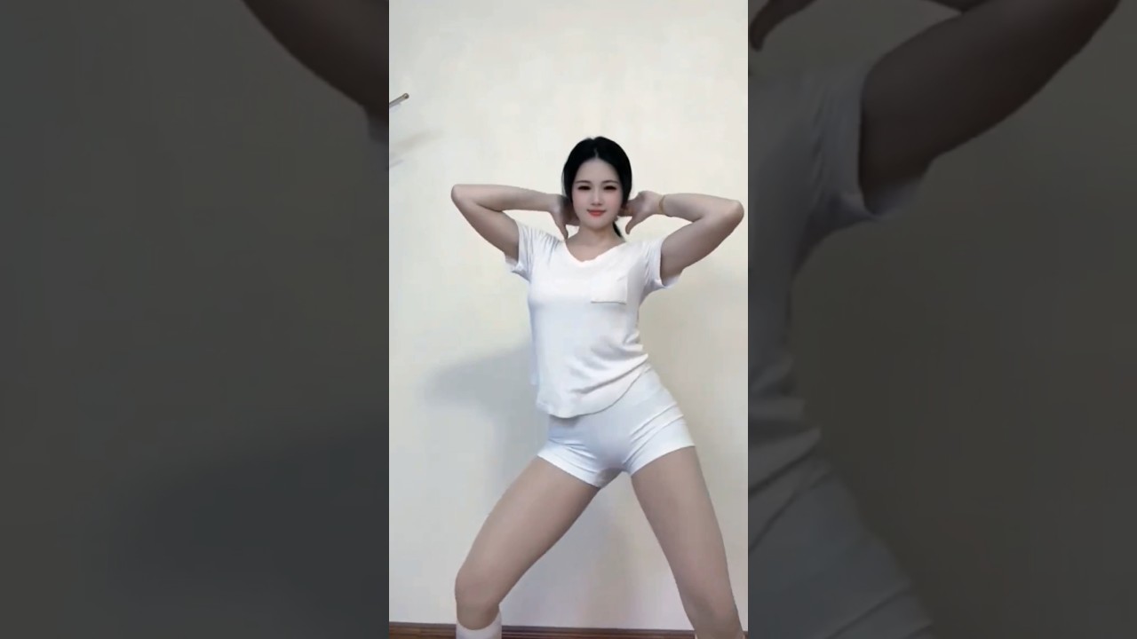 #dance #trending #chinesedancer #bestshuffle #chinesedancer #cute #beauty #beautiful #cute #ootd