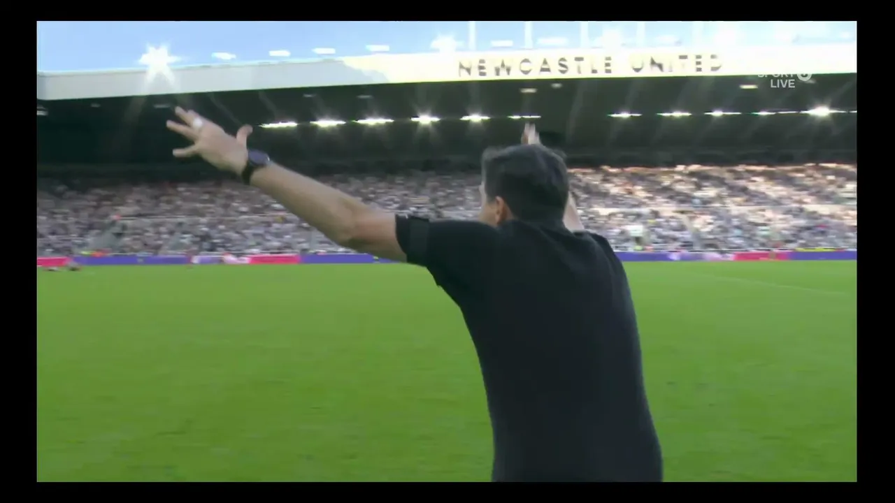 NEW 2-2 LIV Premiere league