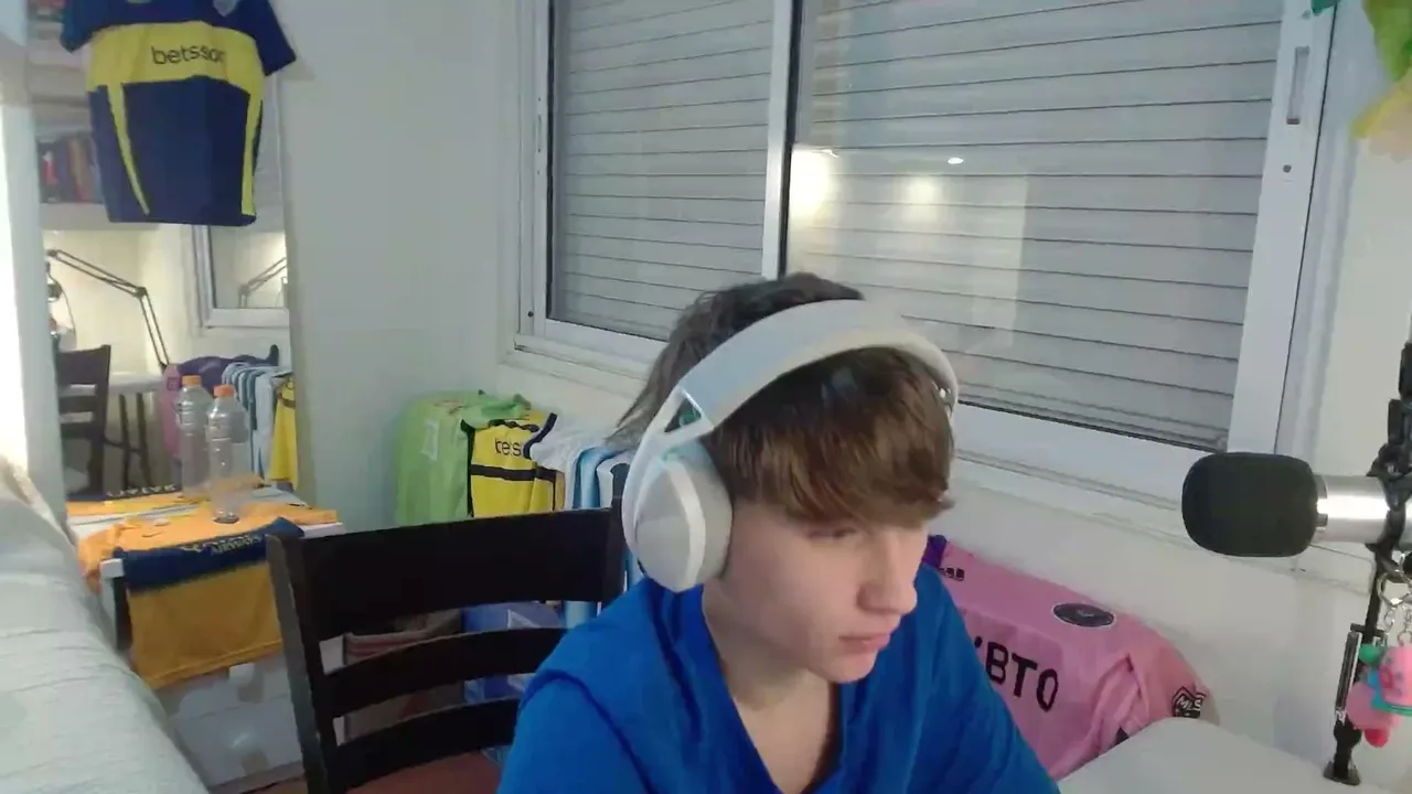 - HACEMOS DE TODO- si dios quiere  llegamos a los 200 en este stream!!
