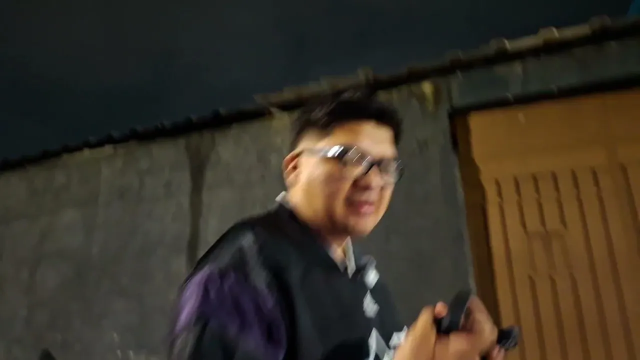 EN BUSCA DE LO DESCONOCIDO/KICK SOYIVANCT