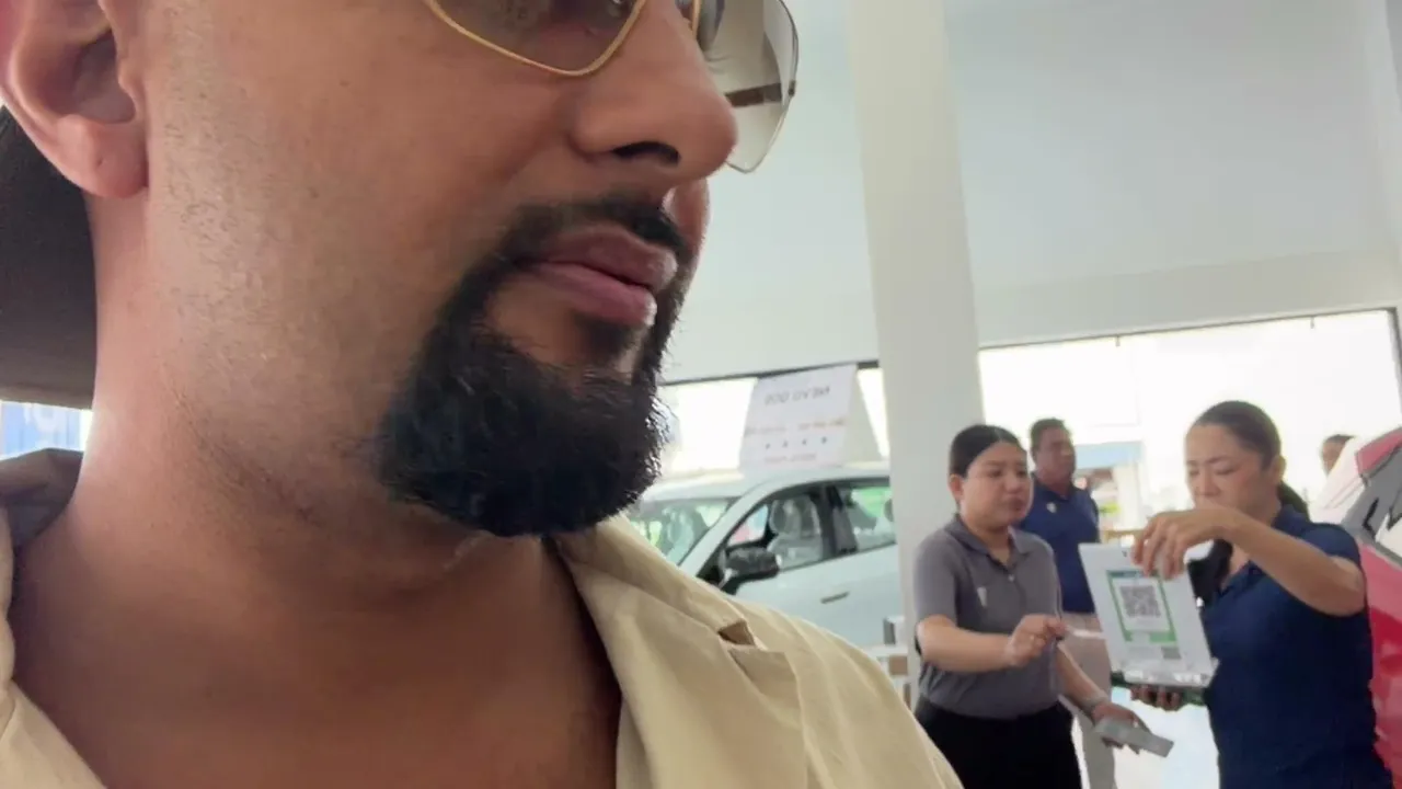 I BOUGHT A NEW CAR IN THAILAND 🇹🇭… BUT WHAT DID I BUY?! 👀