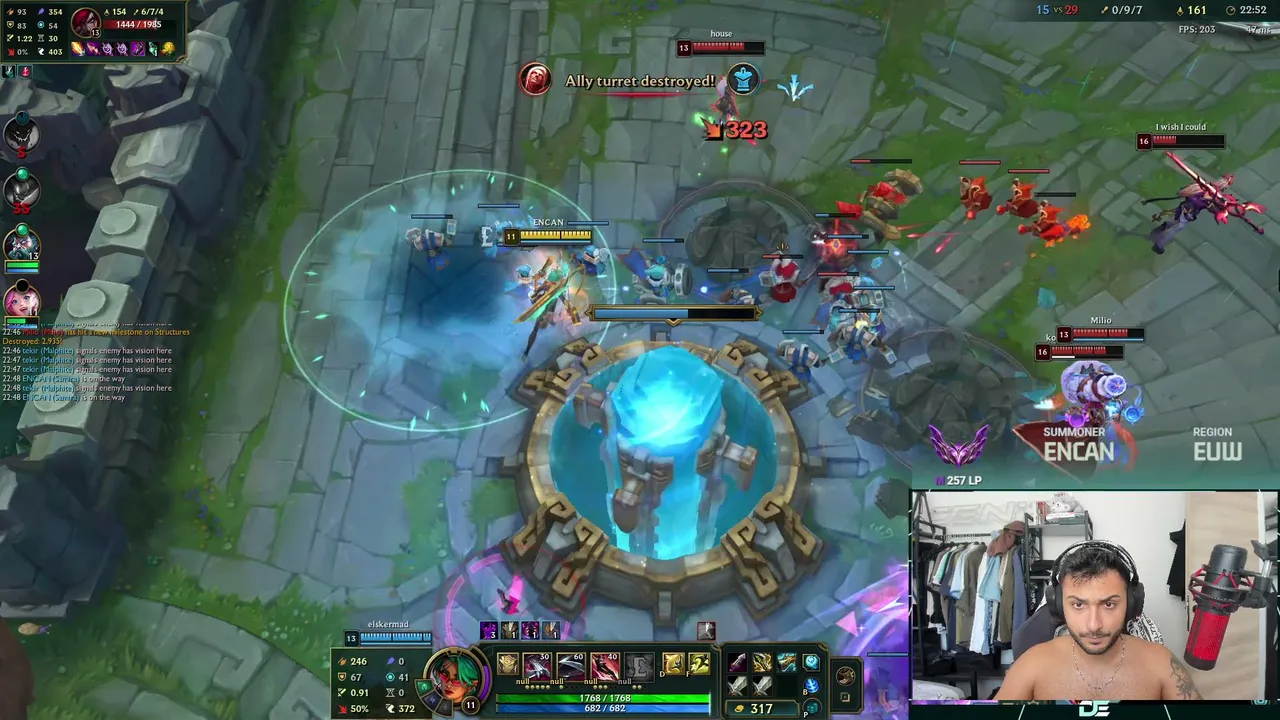 euw master 272 lp start adc. abone olursan 2 maç taşıyorum