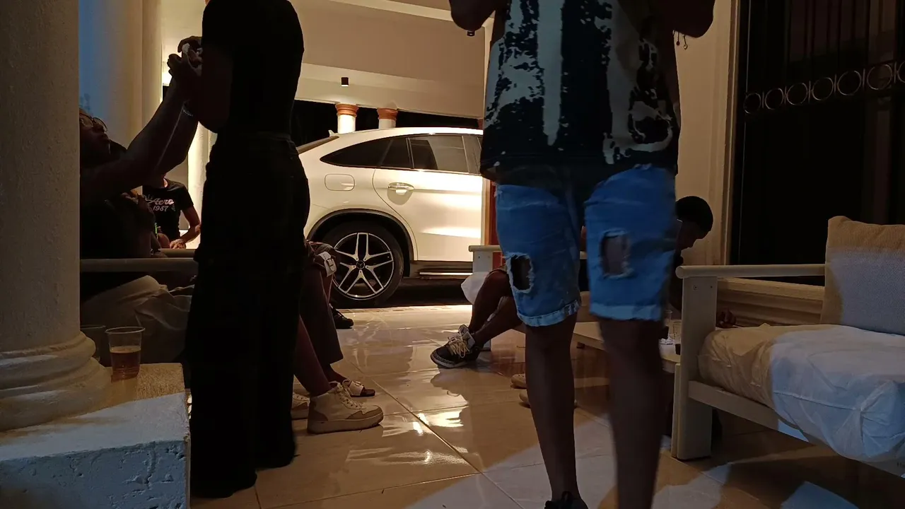 Parchando un rato con la 3 chica poderosa