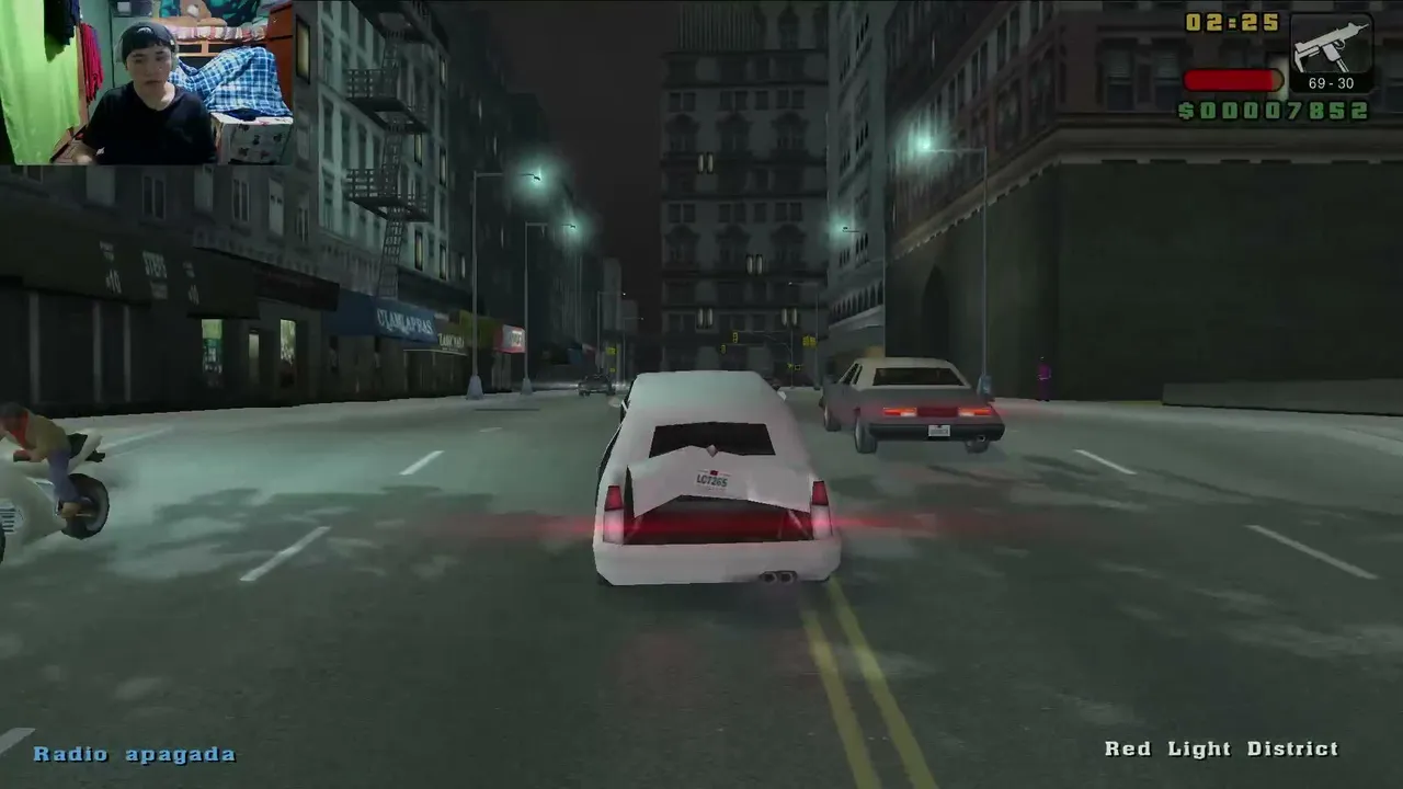 JUGANDO GTA LIBERTY CITY STORIES
