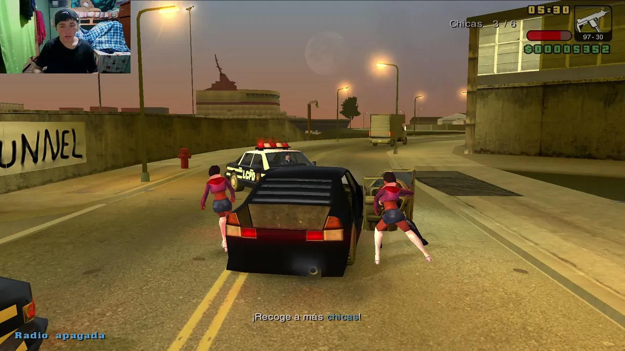 JUGANDO GTA LIBERTY CITY STORIES